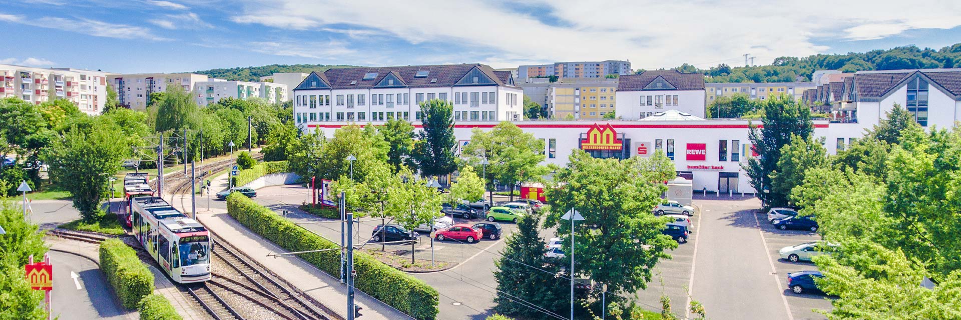 Außenaufnahmen des Melchendorfer Marktes in Erfurt Südost